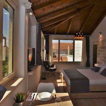 Apartments4You Supetar-The Best And Most Popular Apartments For Discovering The Island - Free Parking - 200 Meters From The Beach Esterno foto