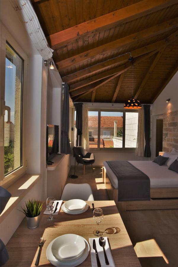 Apartments4You Supetar-The Best And Most Popular Apartments For Discovering The Island - Free Parking - 200 Meters From The Beach Esterno foto
