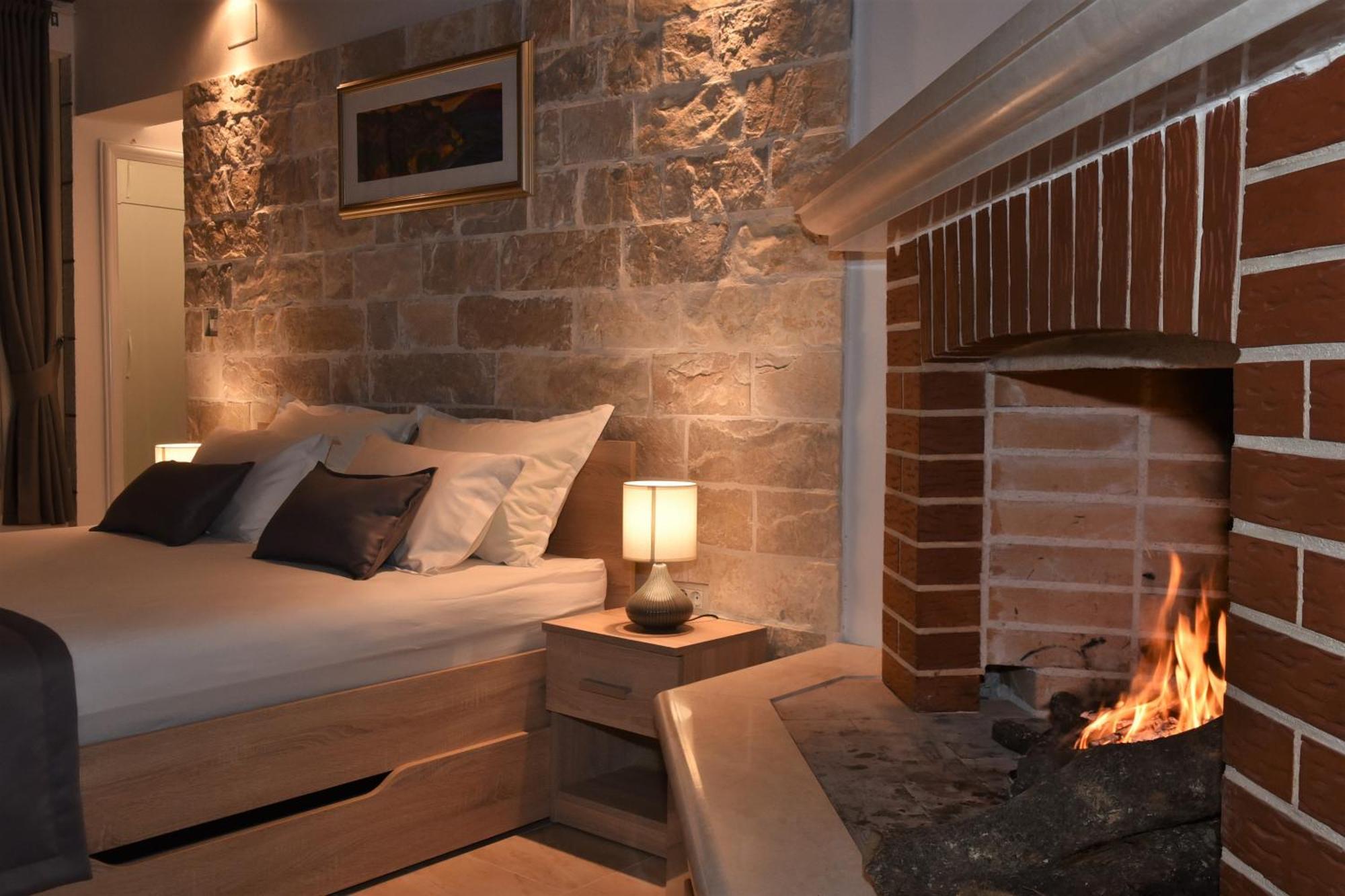 Apartments4You Supetar-The Best And Most Popular Apartments For Discovering The Island - Free Parking - 200 Meters From The Beach Esterno foto